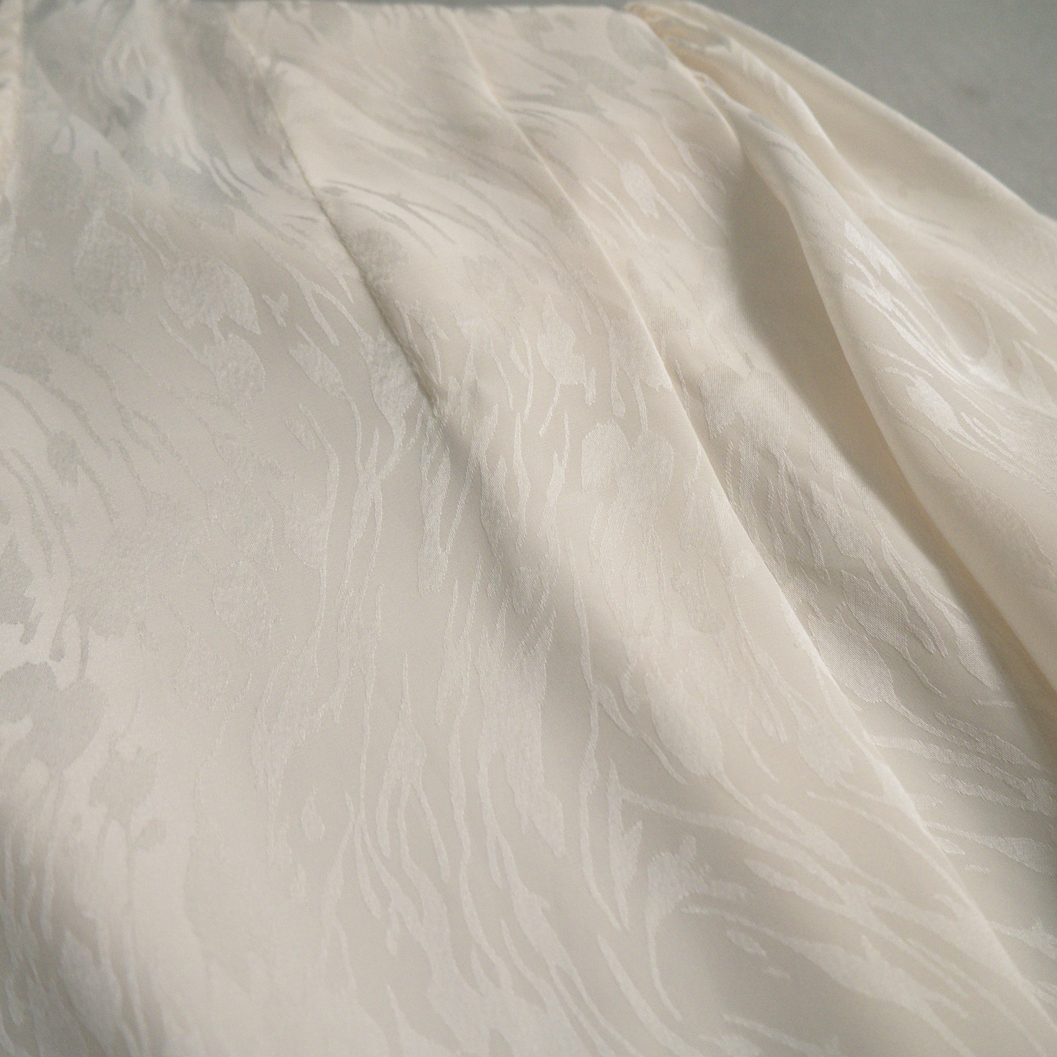 VINTAGE WMN TOPS 女裝 米白 長袖 印花 泡泡袖 圓領 T恤 上衣