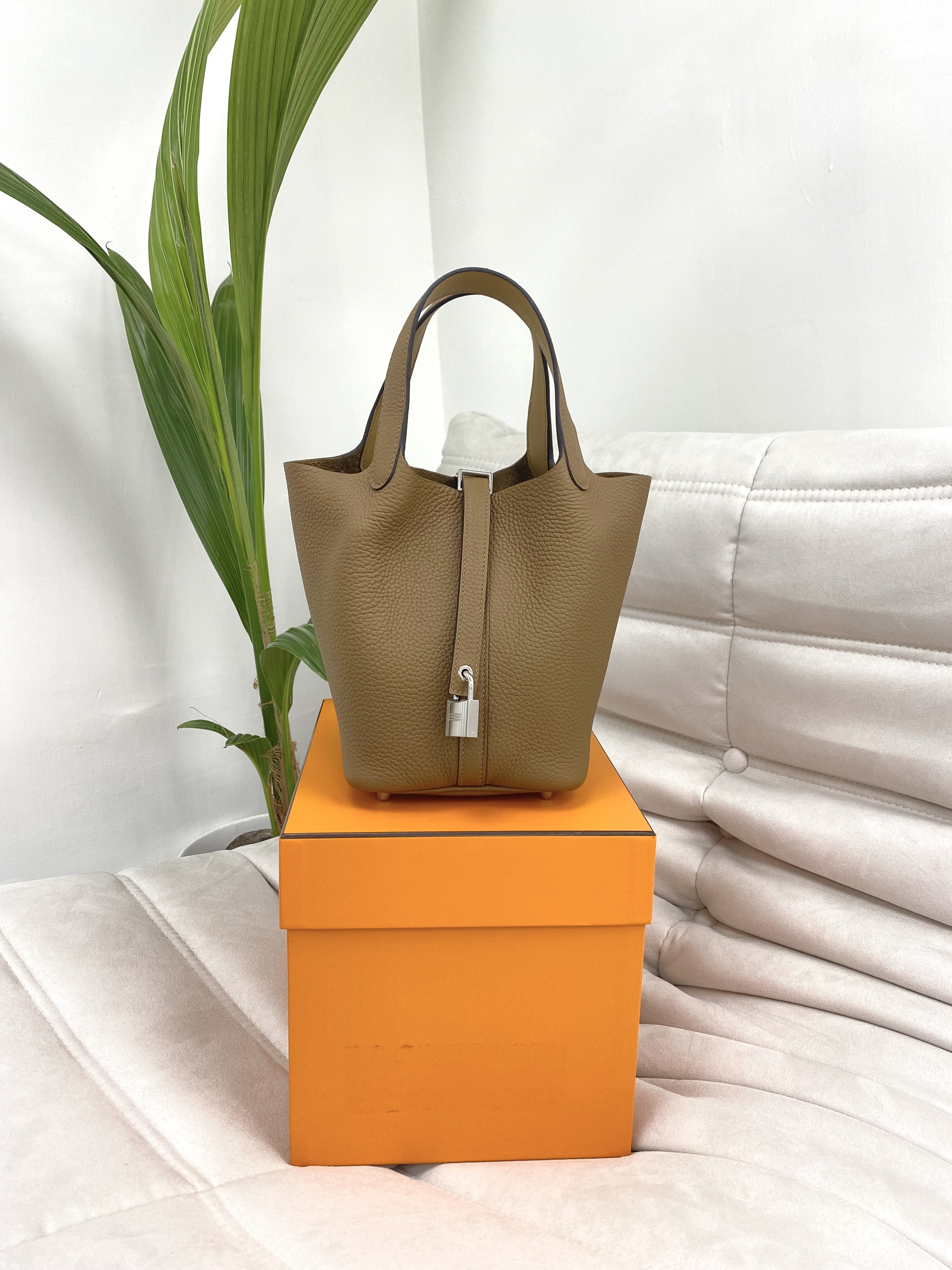 Hermes Picotin Lock 18