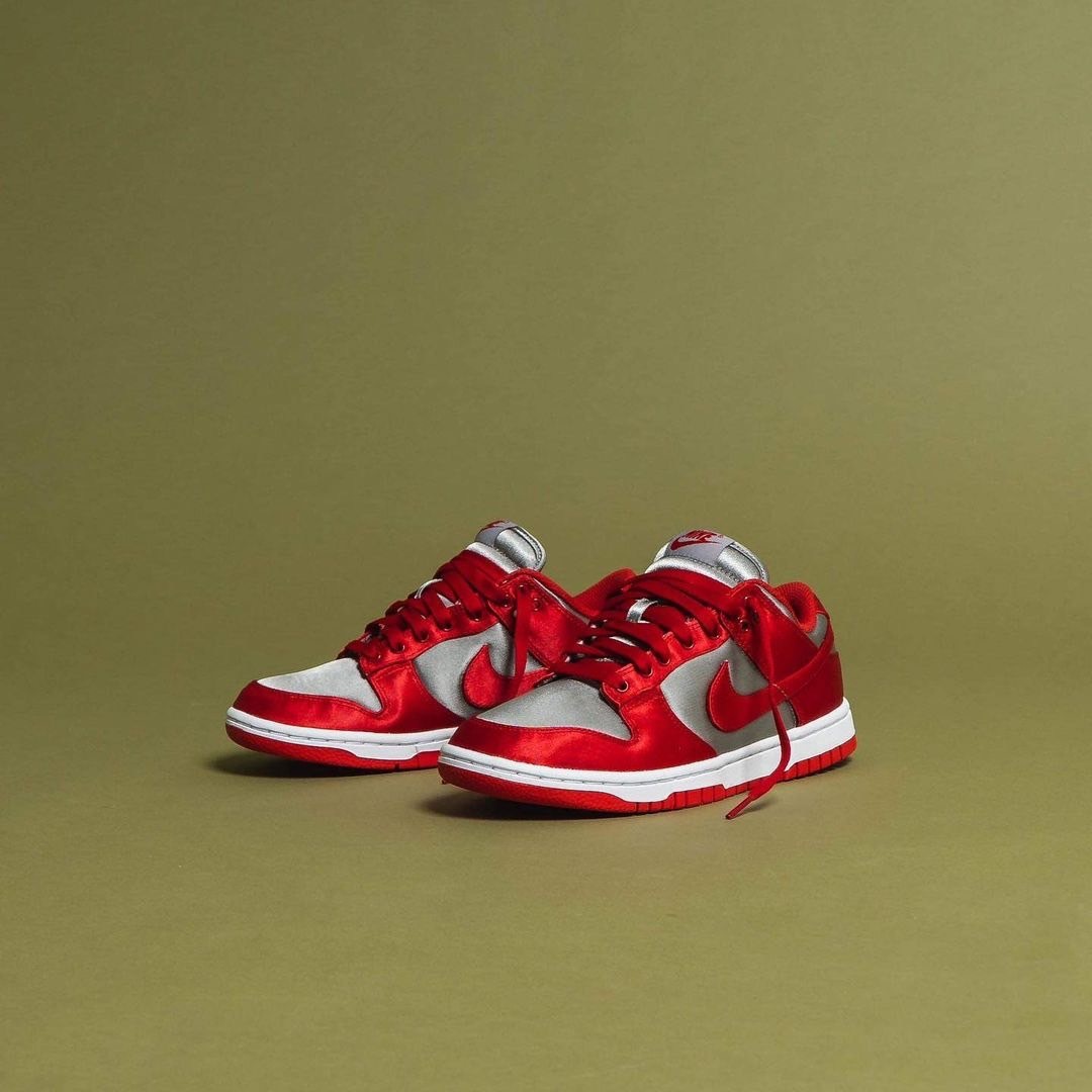 【APAIR】預購 Nike Dunk Low Wmns "UNLV Satin" 紅灰色 絲綢 小offwhite DX5931-001