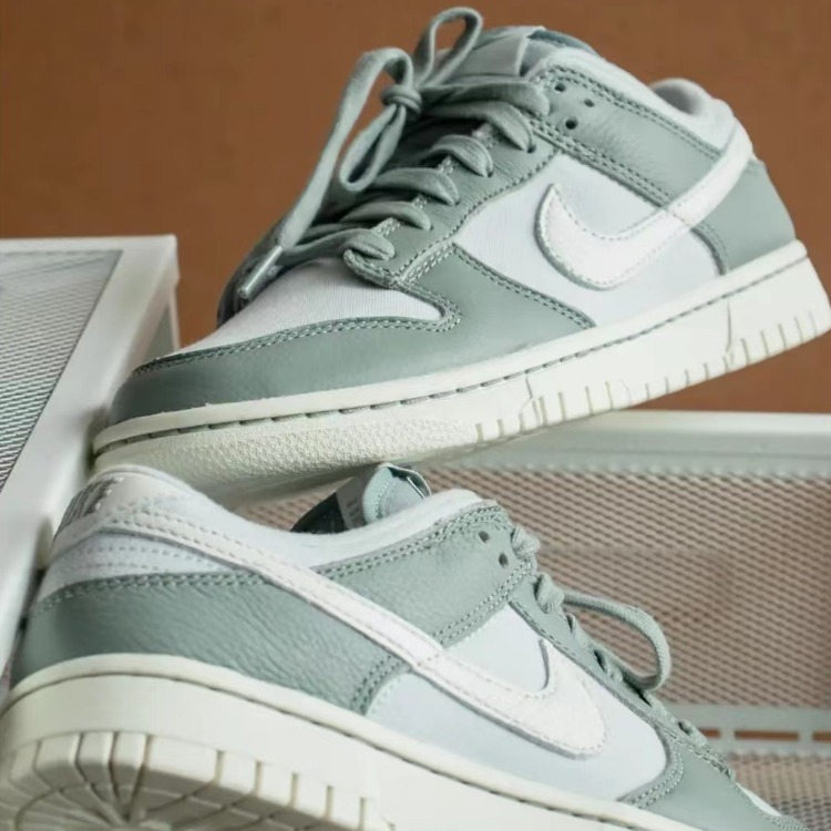 Dunk Low 'Mica Green' DV7212-300【預購商品】