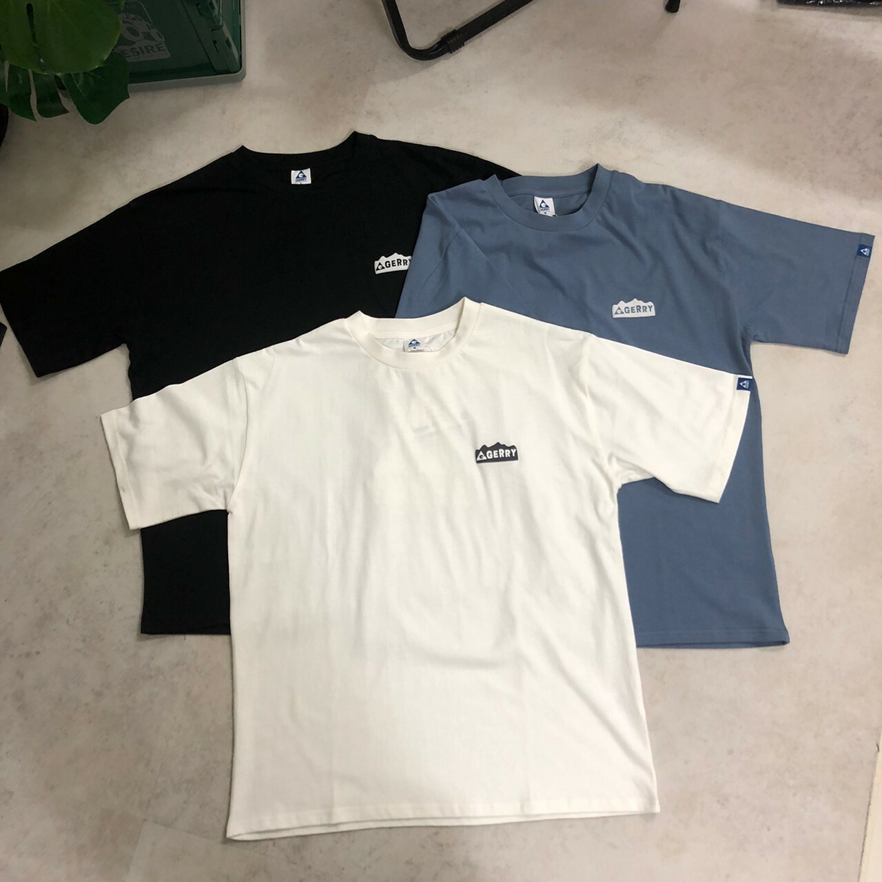 GERRY發泡字體經典Logo短Tee GE23SU02