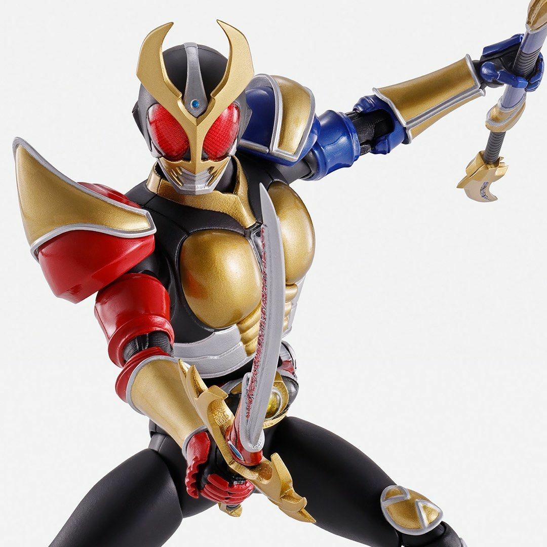 S.H.Figuarts (SHINKOCCHOU SEIHOU) MASKED RIDER AGITO TRINITY FORM