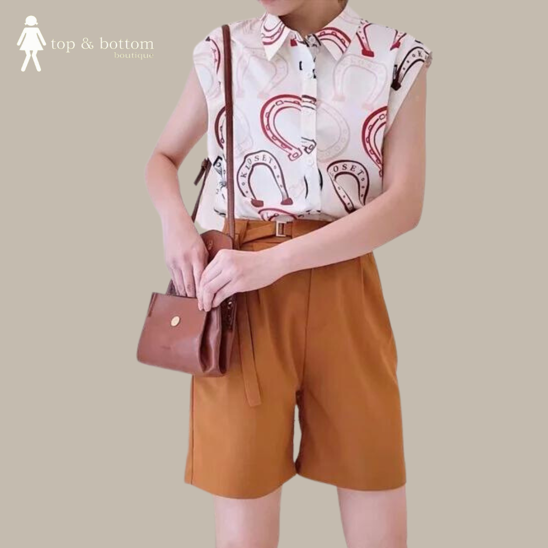 BUCKLED KNEE BERMUDA