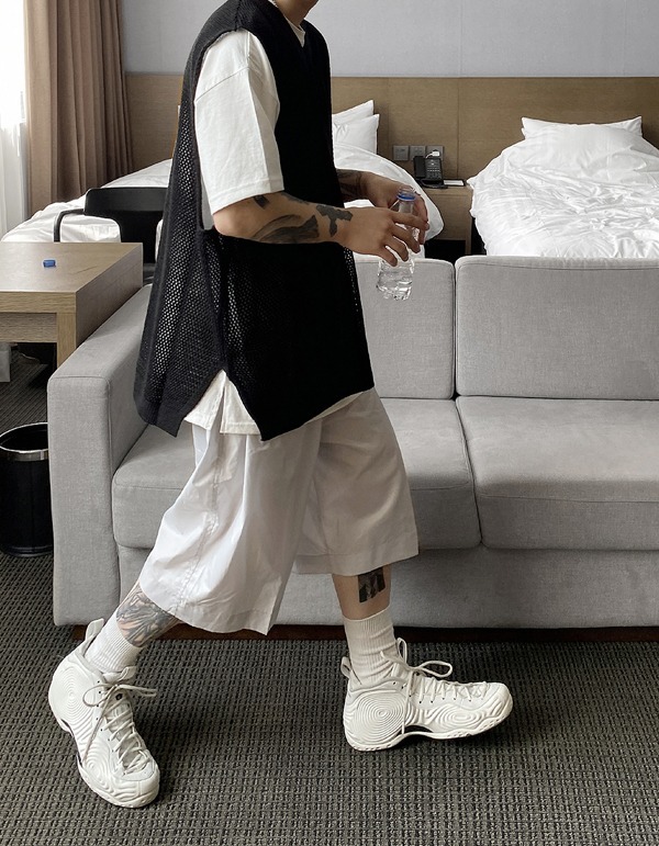 網眼剪裁寬鬆針織背心