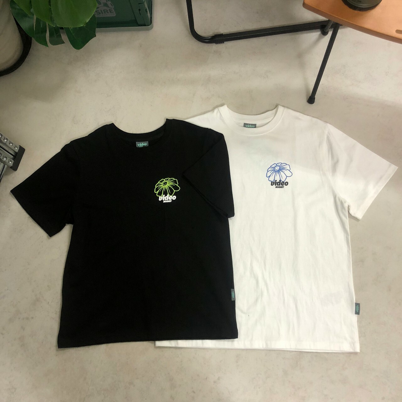 Video Jockey韓國 小雛菊花印花短袖Tee VJ23A329