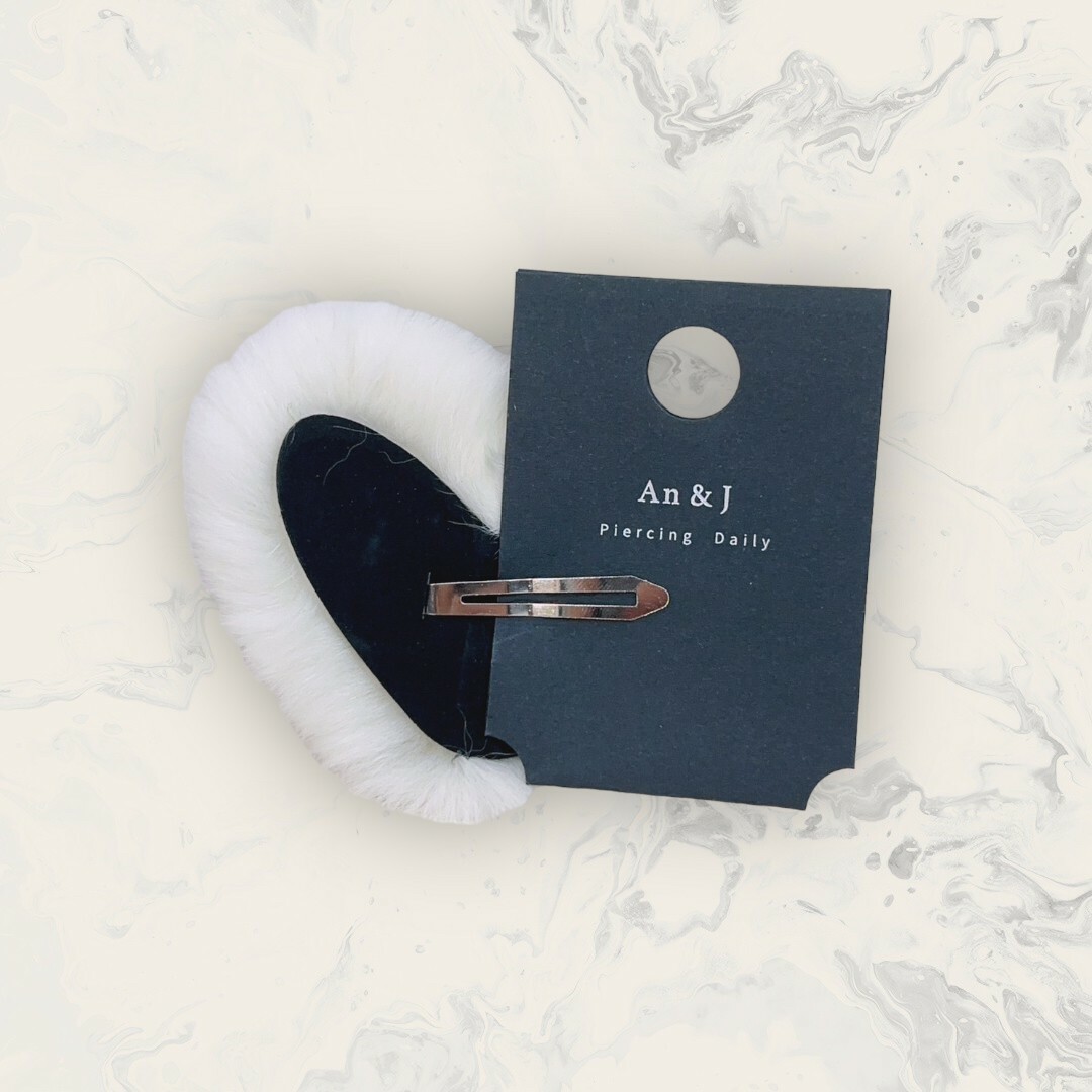 韓國直送髮飾 純色毛毛愛心髮夾