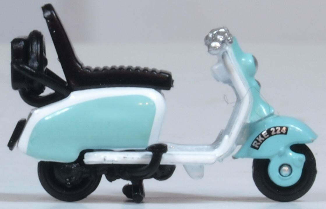 Oxford 76SC001 1:76 Scooter Blue and White 摩托車.淺藍+白