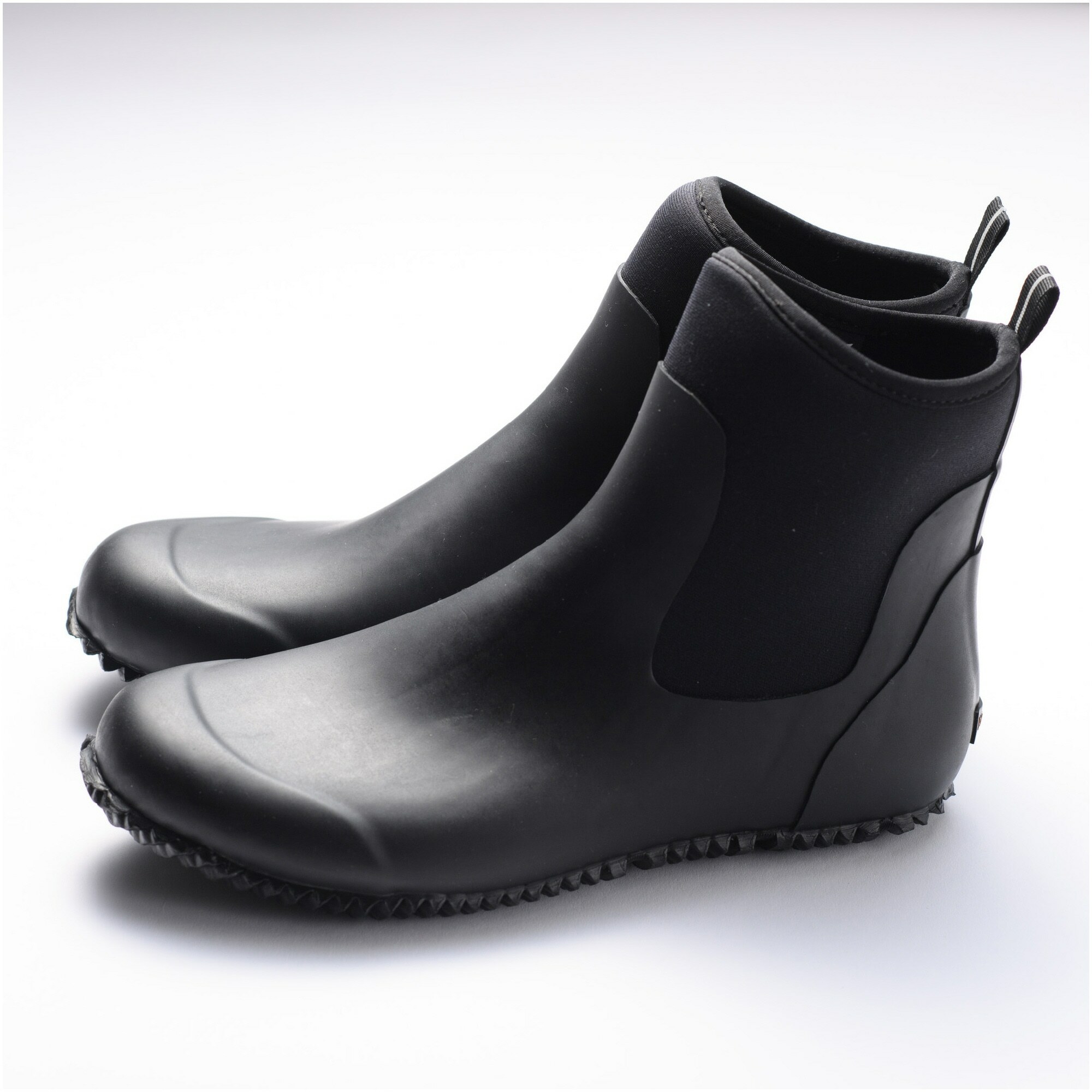 💥日本直送】Mizuno 時尚防水短款舒適高彈性易穿脫雨靴雨鞋rain boots 黑色 💥日本直送】Mizuno 時尚防水短款舒適高彈性易穿脫雨靴雨鞋rain boots 黑色