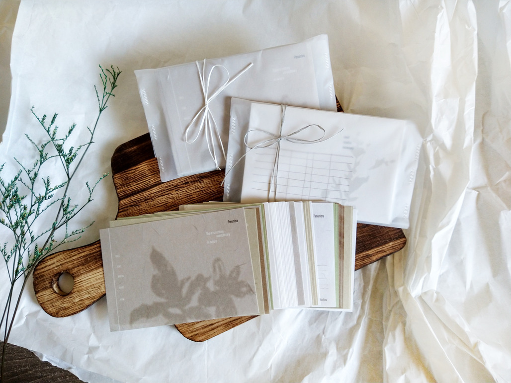 無色綻放．白漆牆/清水模 半影便箋