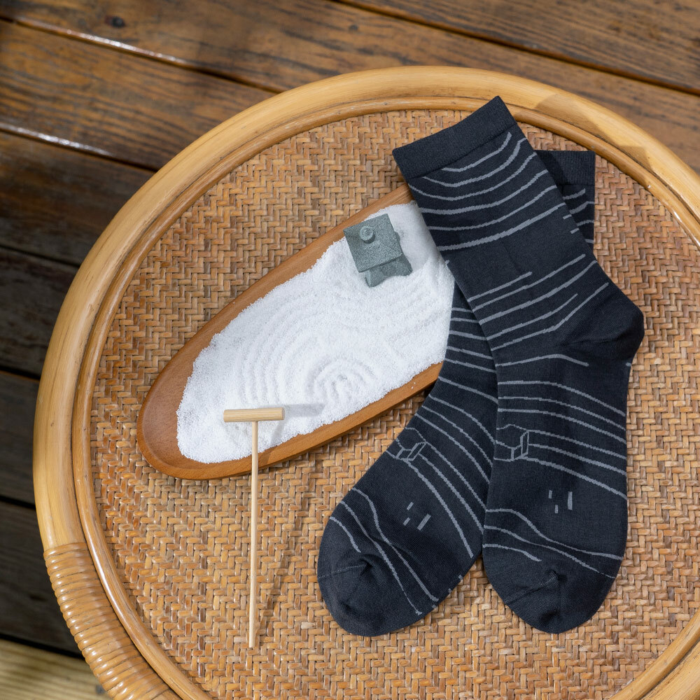 《寂寞枯山水》礫石灰-中筒-L〈除臭〉