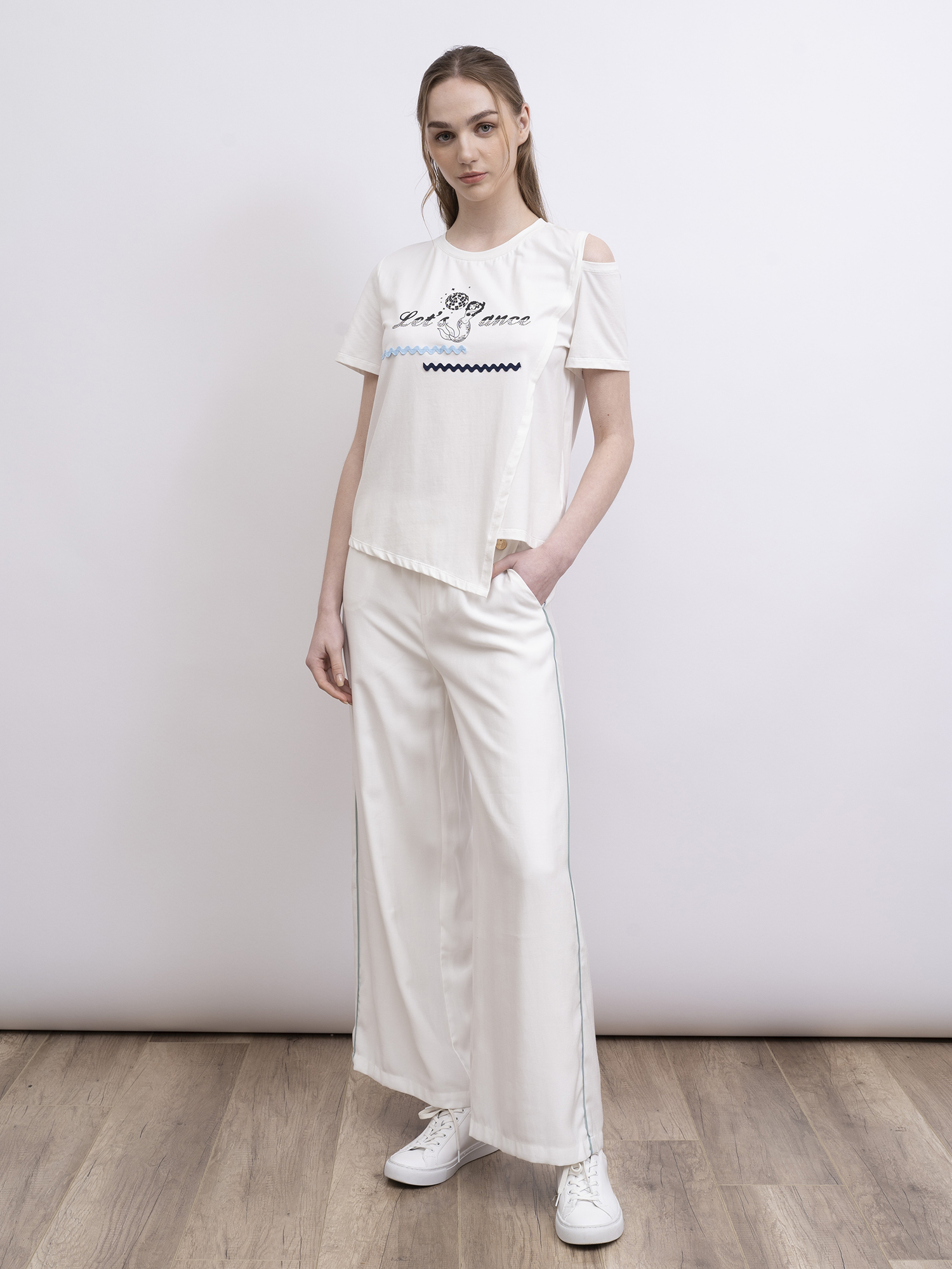 mi-tu 直腳休閒褲