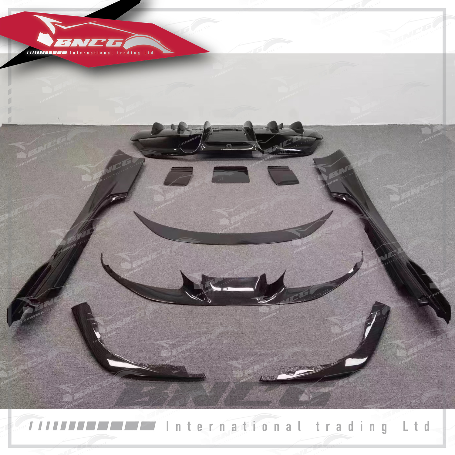 法拉利 Ferrari F8 乾碳纖維 OEM款 大包圍 前下巴 前風刀 進氣飾件 側裙 尾翼 後導流