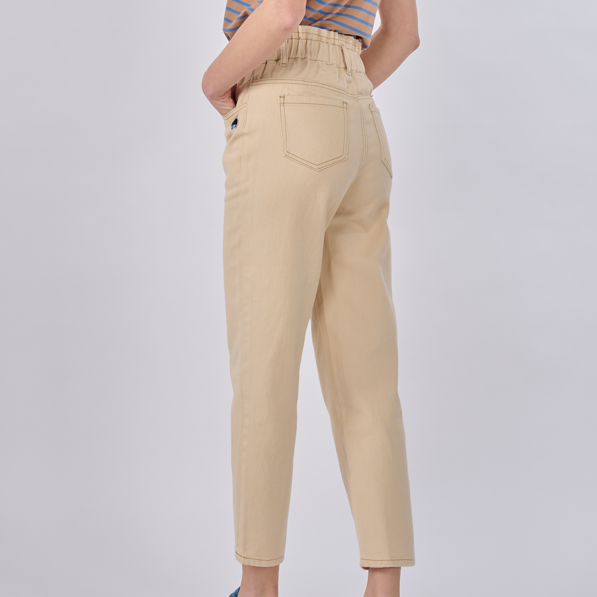 moz Sweden Moose High Waist Bud Elastic Jeans( White)