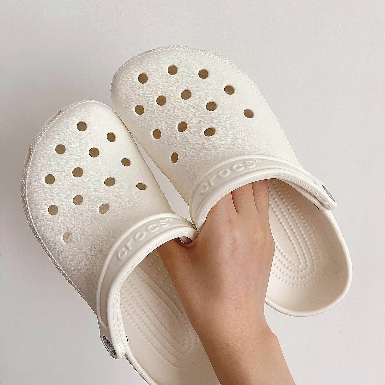 【現貨】Crocs Classic Clog 經典 布希鞋 防水 涼鞋  洞洞鞋 黑 白 可可
