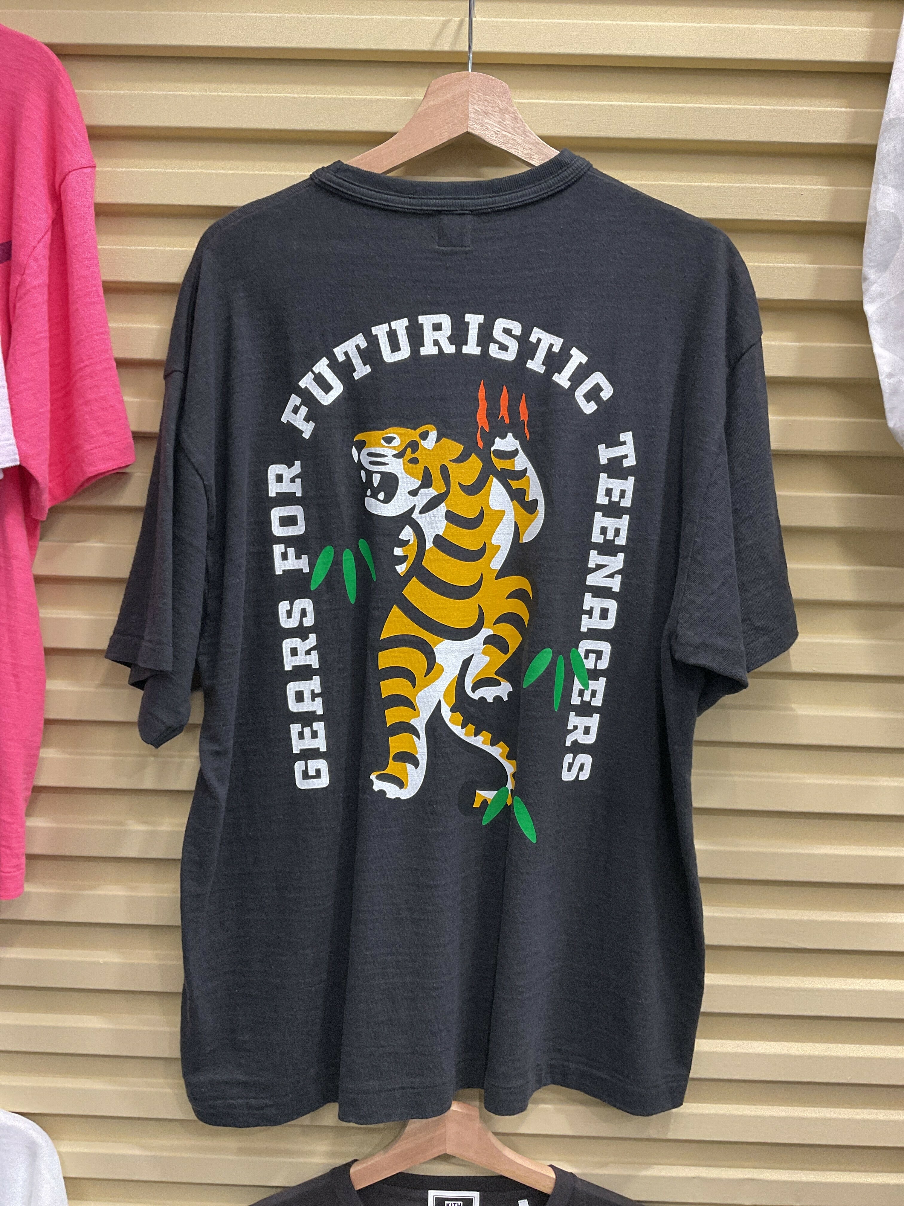 HUMAN MADE 爬山虎