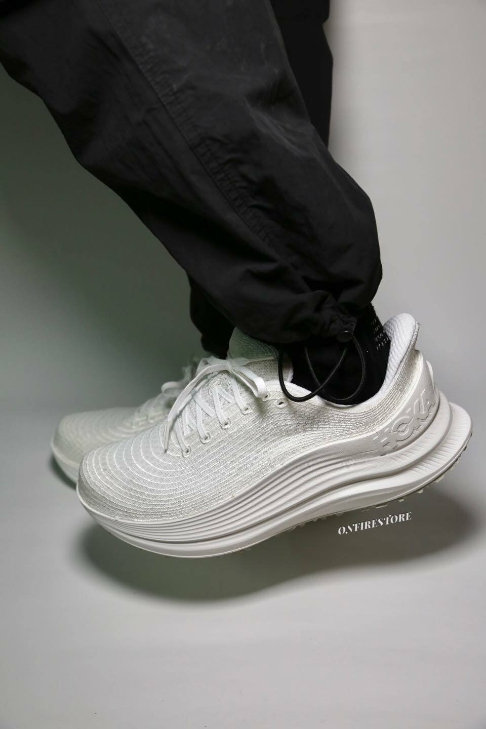 現貨} HOKA ONE ONE THOUGHTFUL CREATION White