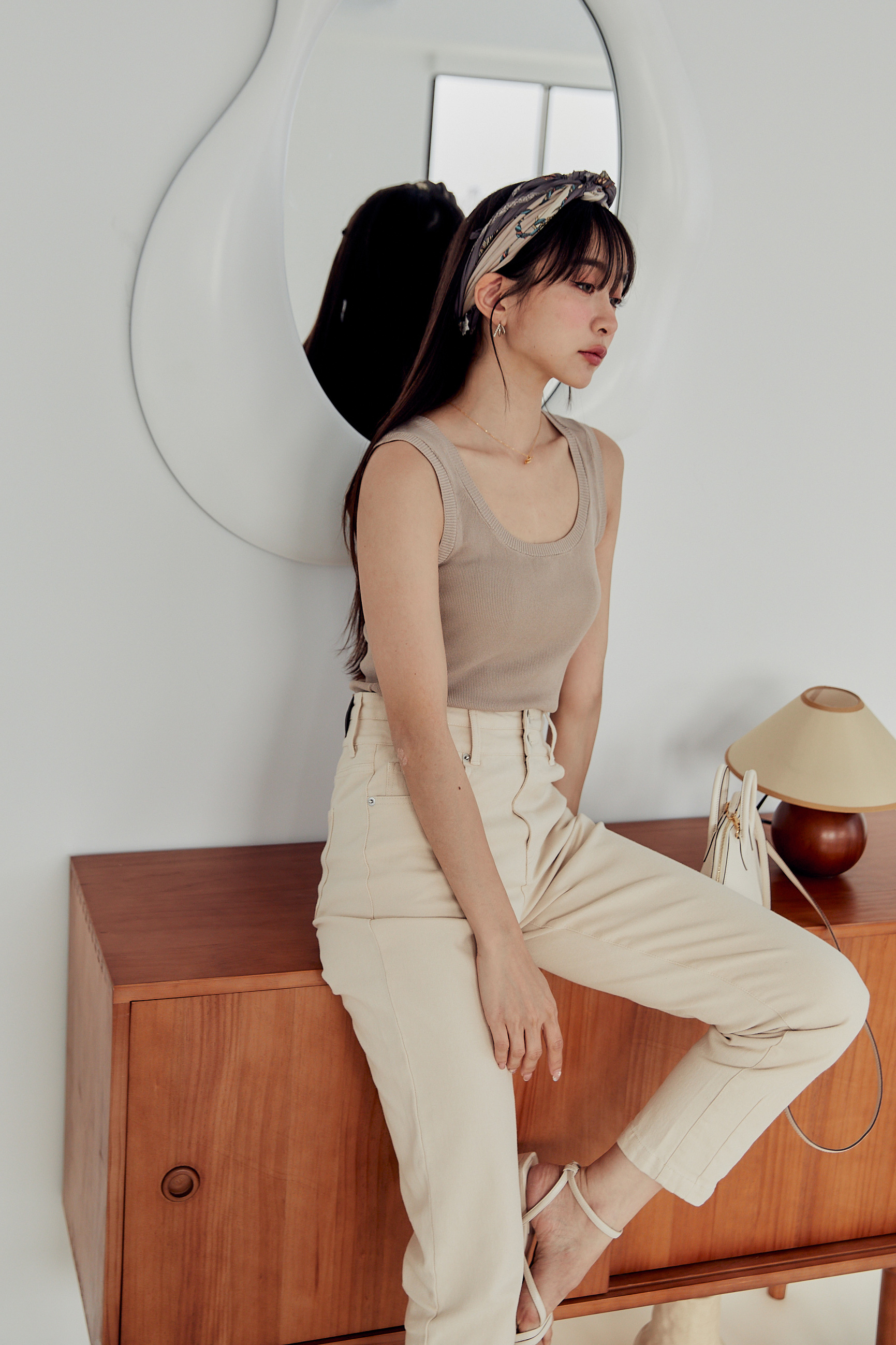 『最後現貨』guten made/完美腿型褲管打褶直腿褲-奶油杏