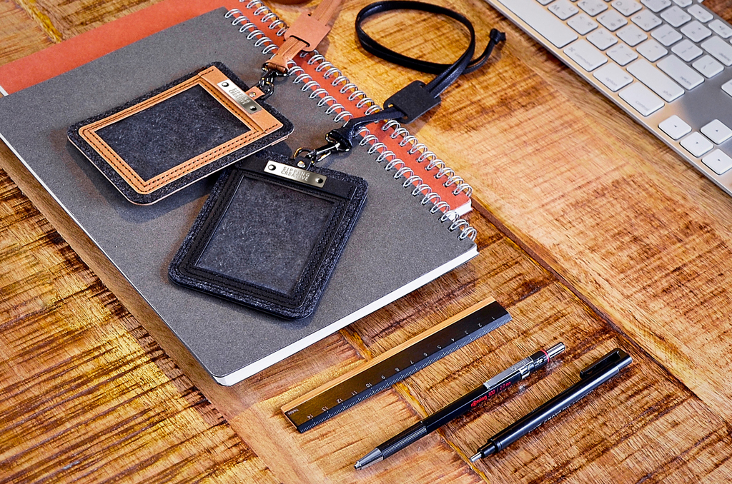 實用識別證套，適合實習生與新鮮人每日通勤使用