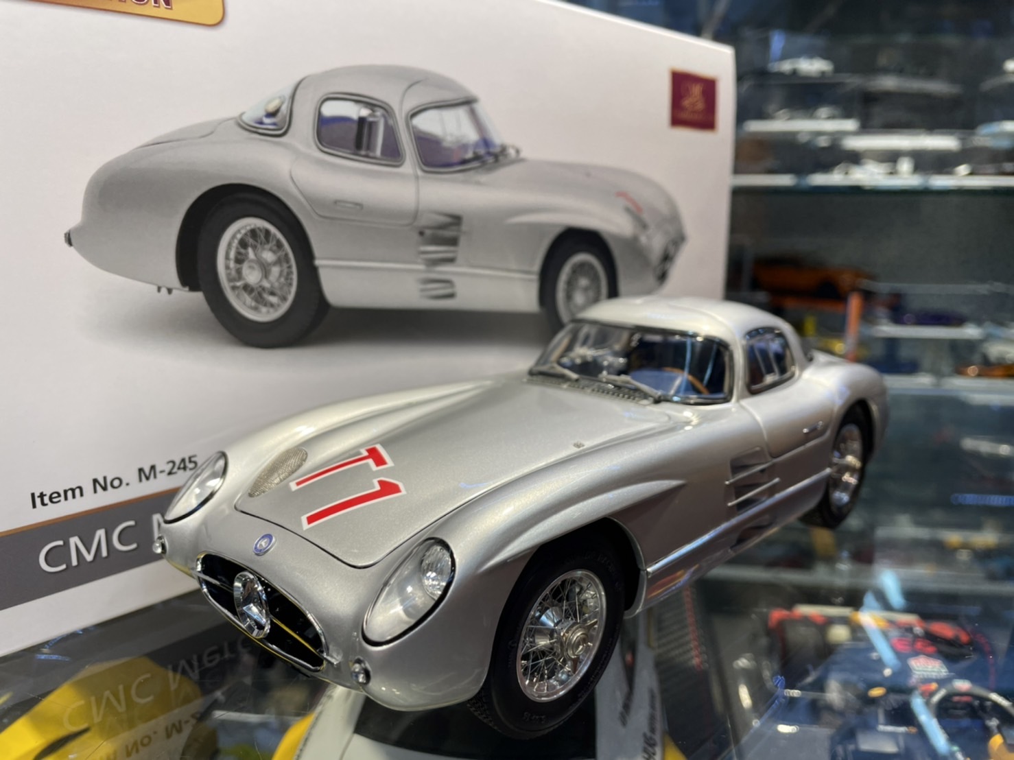 CMC 1:18 - 1 - Model car - CMC Mercedes-Benz 300 SLR Coupé - 1955