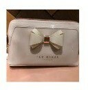 [S] TED BAKER 152913 WXG-AIMEE CURVED BOW MAKE UP BAG,LIGHT PINK, 5059489932772 (ST39)