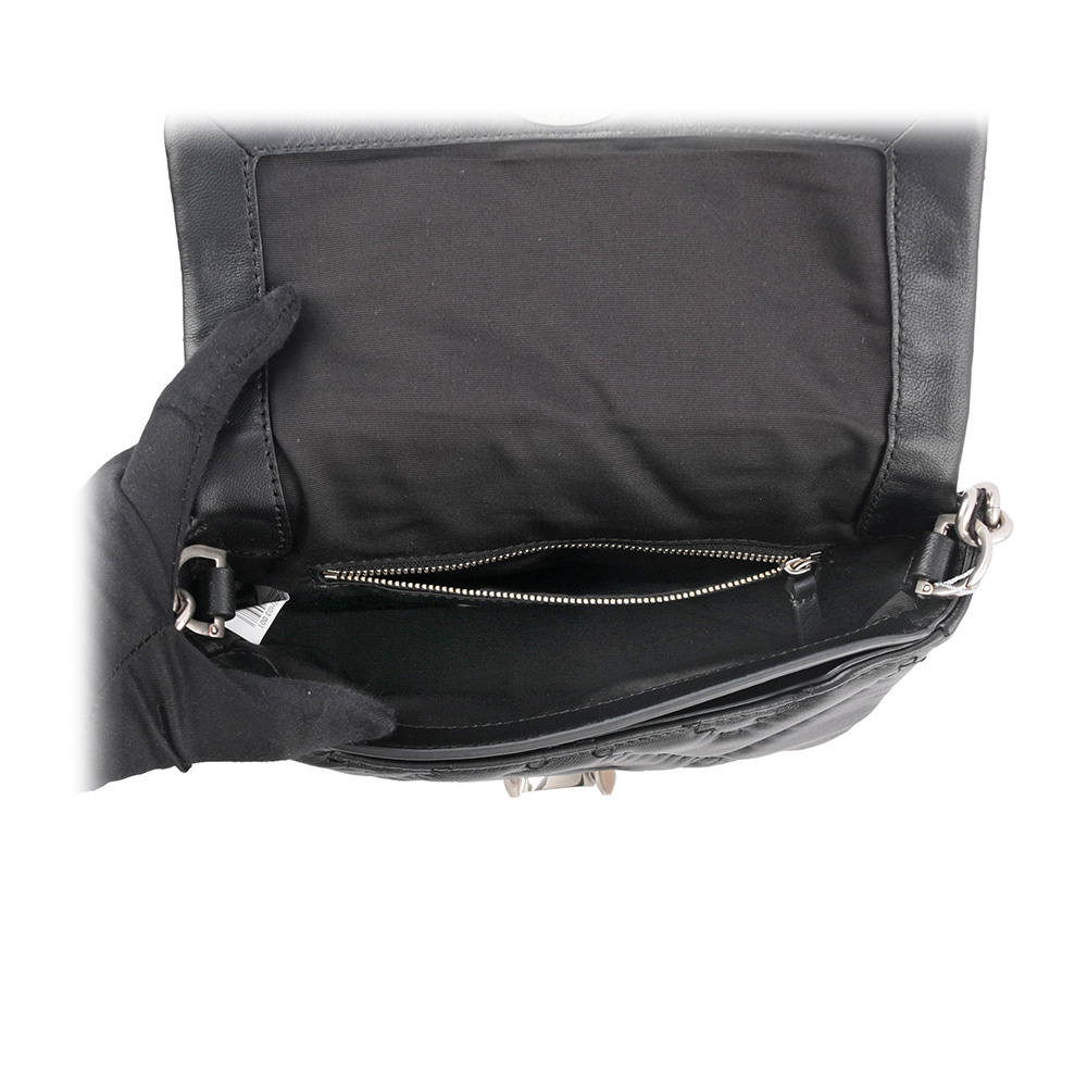 【MARC JACOBS】THE J MARC 縫線小羊皮翻蓋二用包(黑色)