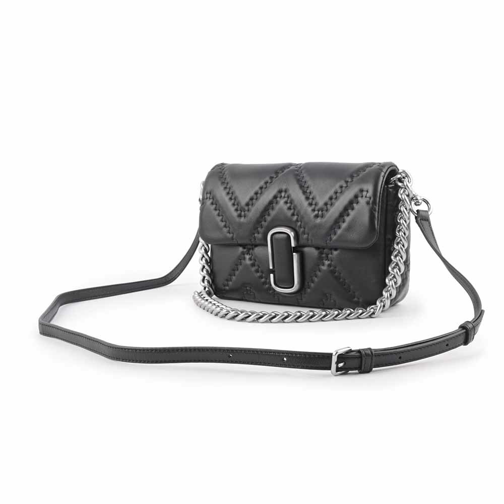 【MARC JACOBS】THE J MARC 縫線小羊皮翻蓋二用包(黑色)