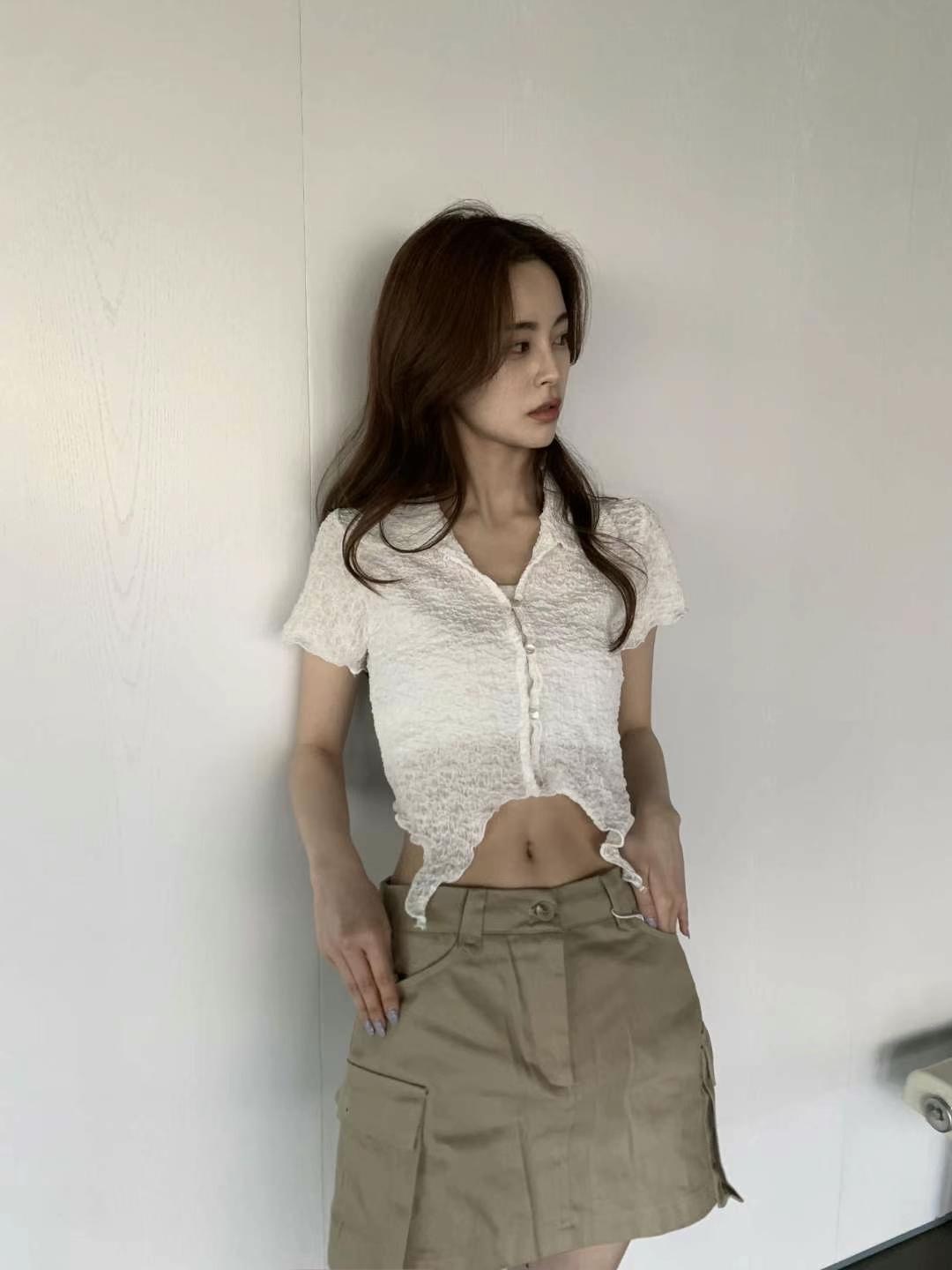 【優惠現貨】韓國反領皺摺貼身外搭（3色）