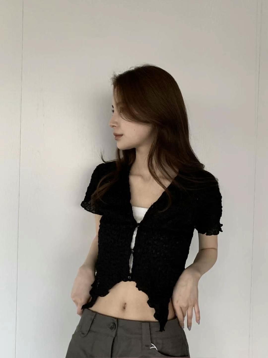 【優惠現貨】韓國反領皺摺貼身外搭（3色）