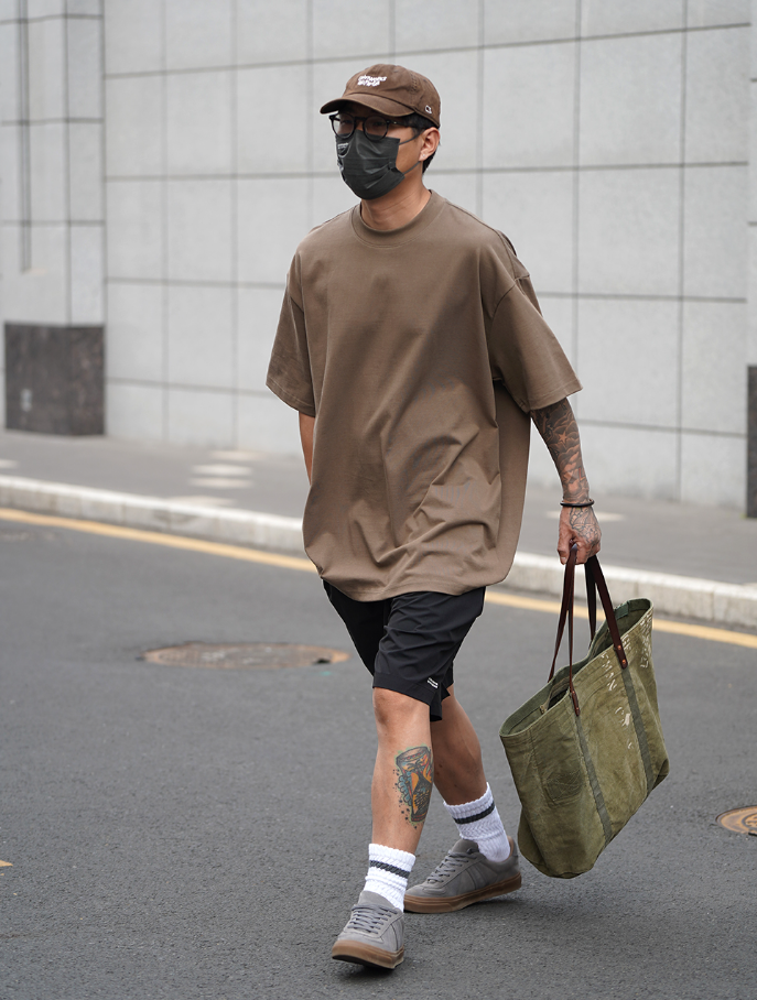 春夏回饋單品超優惠，重磅純棉打底短袖TEE恤。