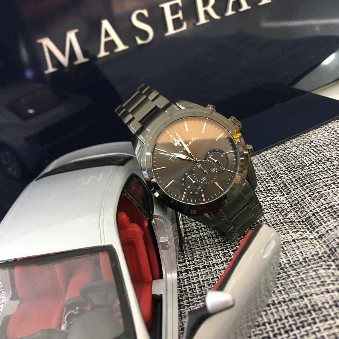 【Maserati瑪莎拉蒂】TRAGUARDO 性格槍黑三眼計時手錶 R8873612002 45mm 現代鐘錶