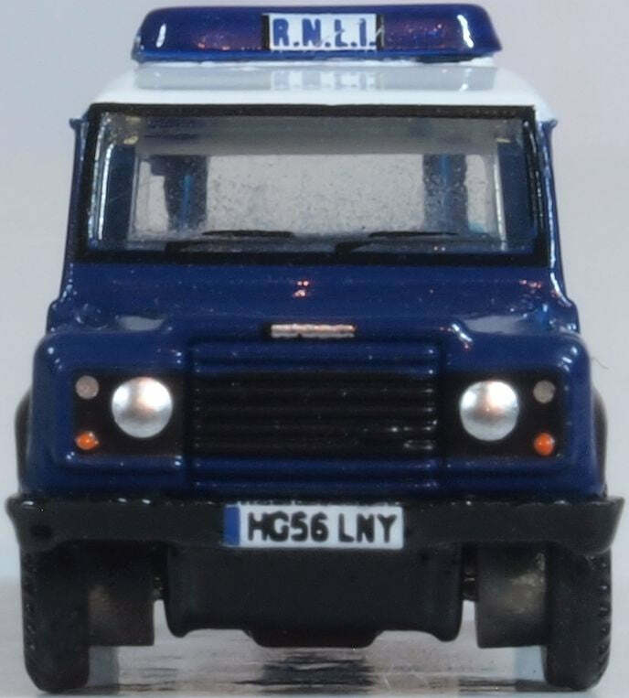 Oxford NDEF014 1:148 RNLI Land Rover Defender Station Wagon 救生艇支援車.藍白