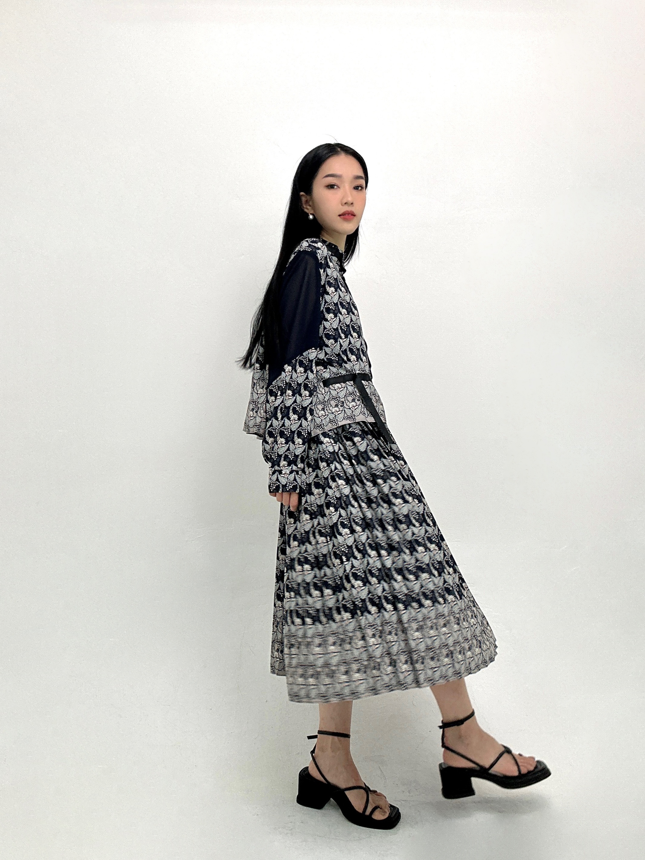 古著花百褶雪紡連身裙（現貨款式）