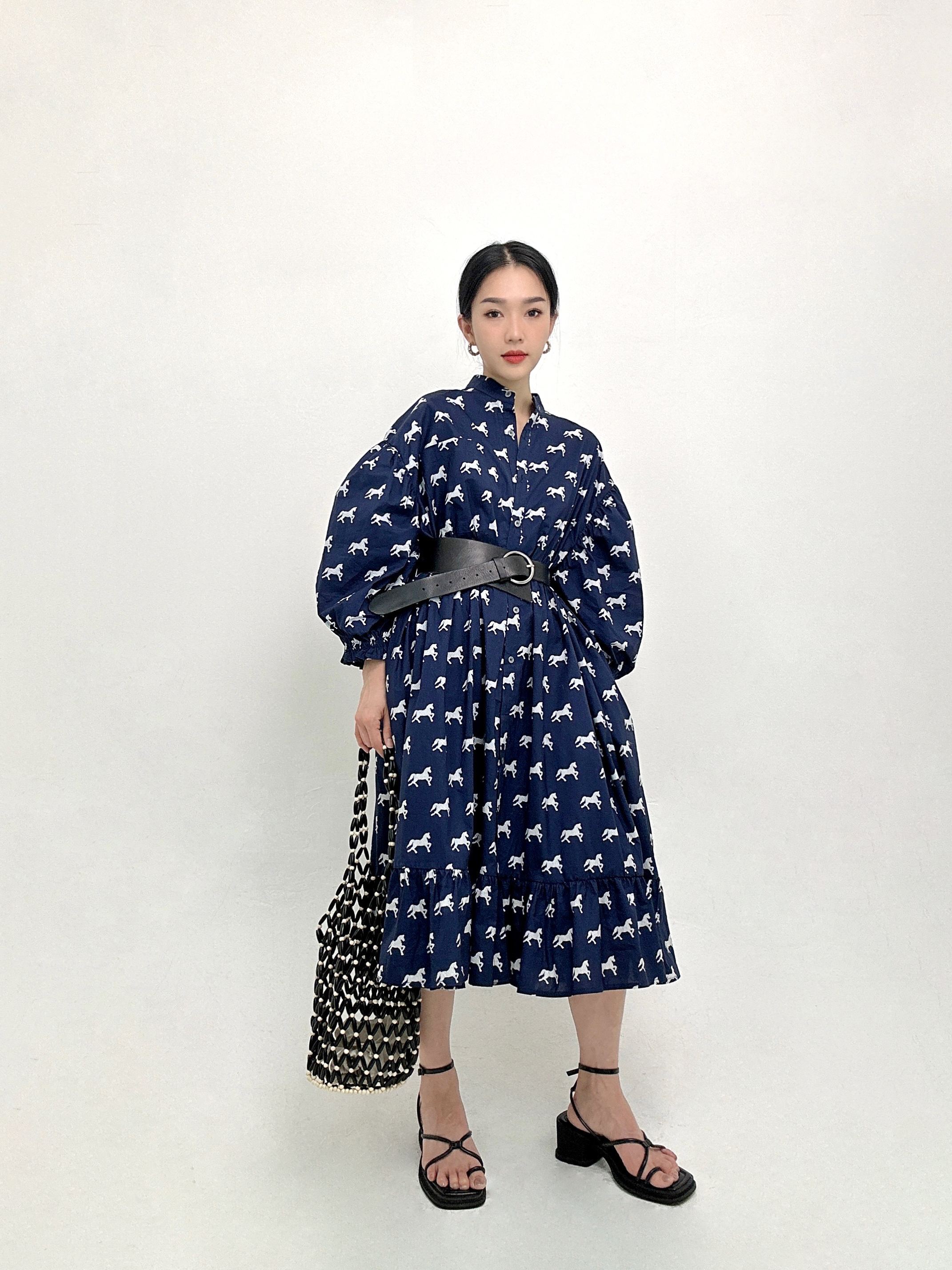 波點馬仔超寬鬆縮褶連身裙（現貨款式）