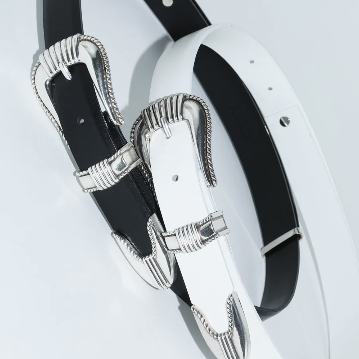 TOGA PULLA METAL LEATHER BELT 2