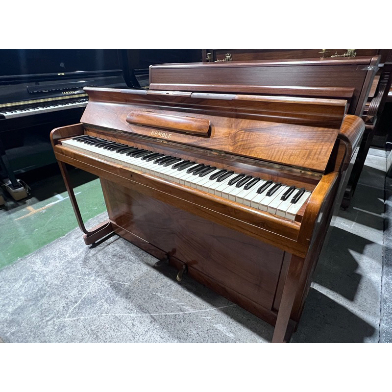 進口琴 英國KEMBLE 迷你 小型鋼琴 實木稀有 隱藏譜架設計 中古鋼琴 二手鋼琴 倉庫 批發 展示 漢麟樂器鋼琴店