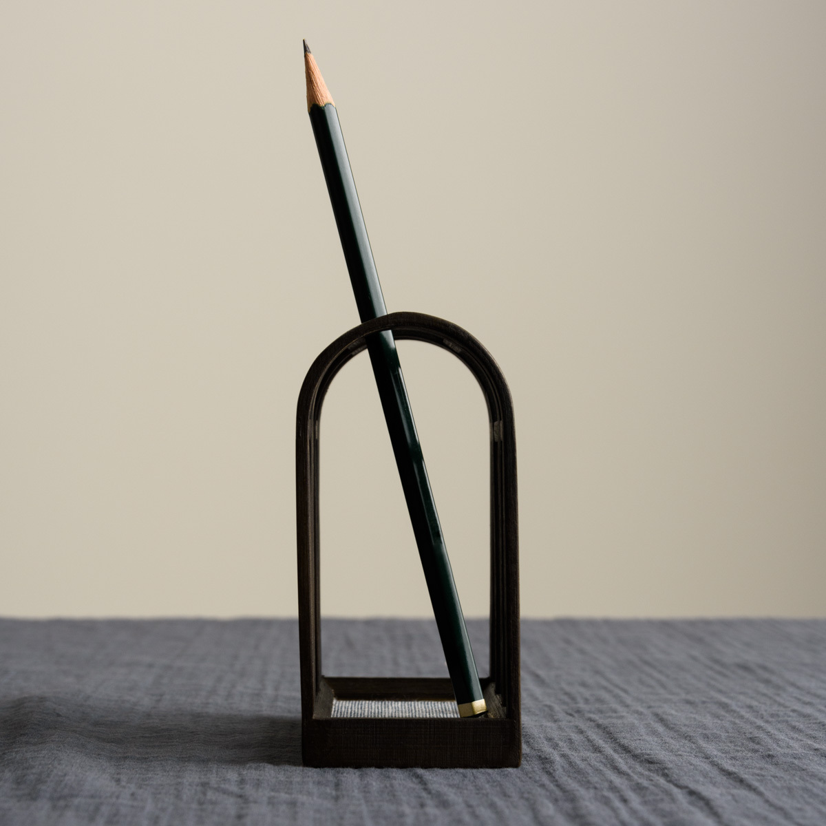 Orson 筆筒 側面照