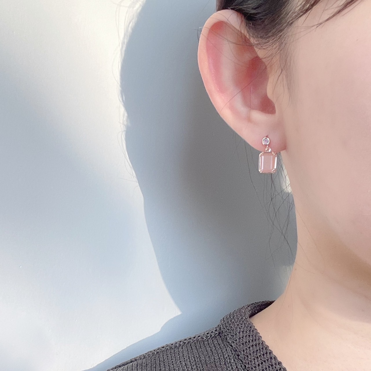 公主爪鑲長方蜜桃月光耳環