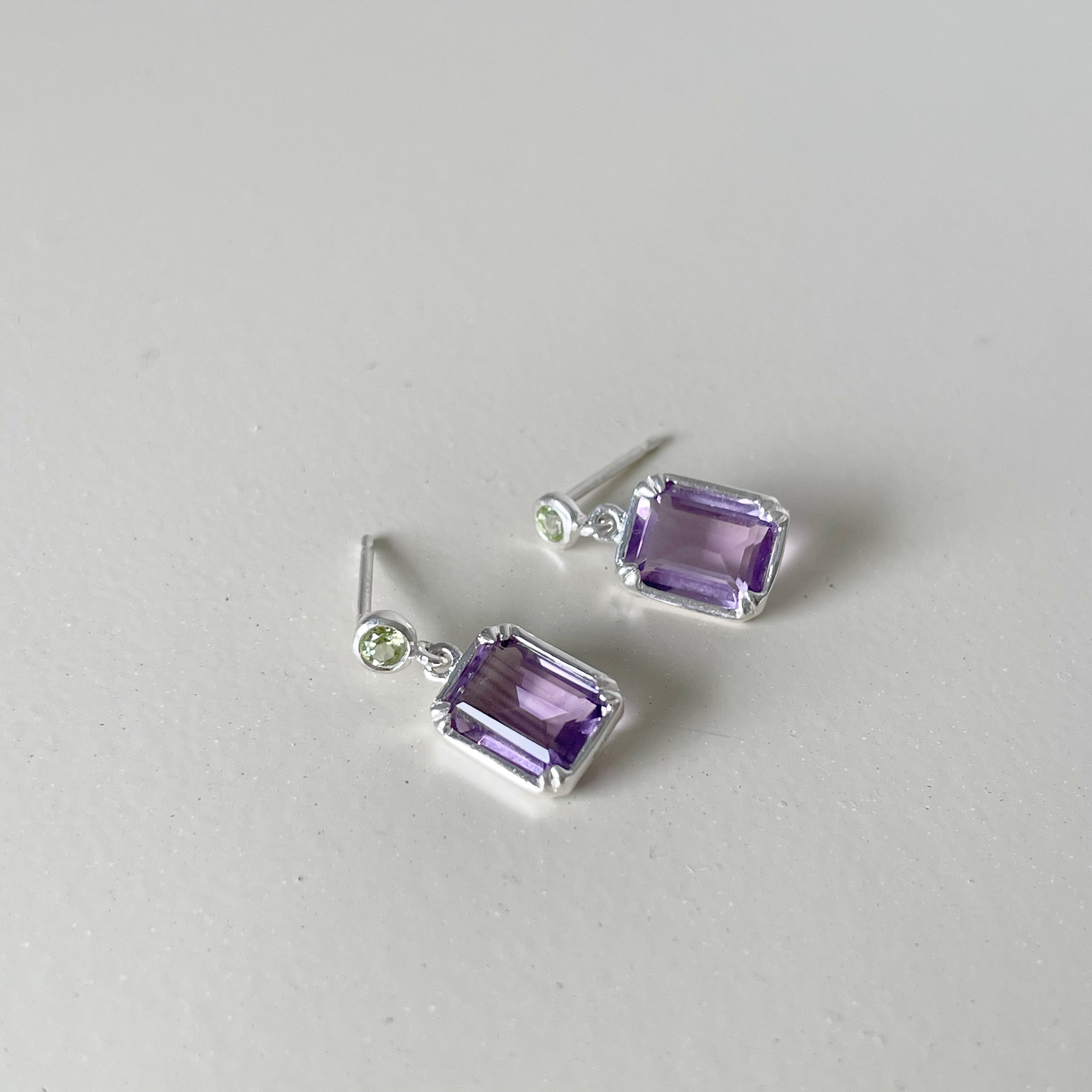 公主爪鑲長方紫水晶耳環