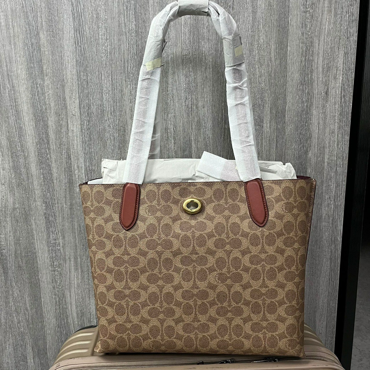 [S] COACH C0693 CC SIGNATURE WILLOW TOTE,B4/TAN RUST, 195031124181 (SCO279)