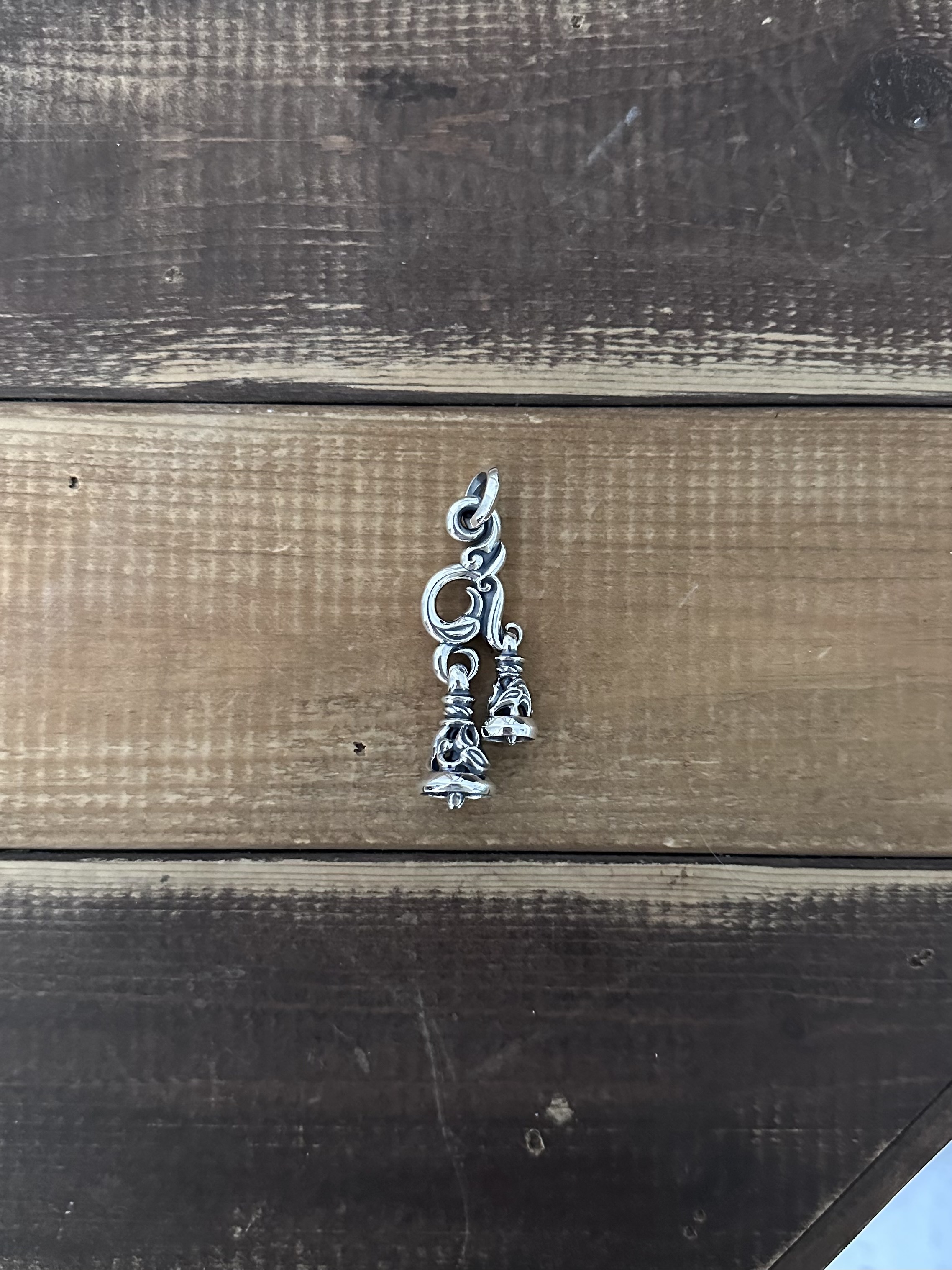 LONE ONES Two Bell Hager Large