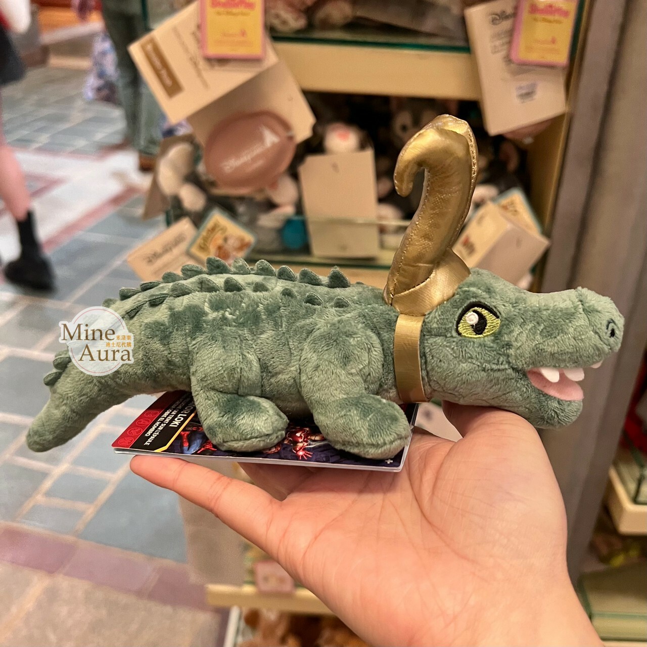 洛基 Loki 鱷魚造型 磁鐵 坐肩 絨毛 娃娃 公仔 漫威 Marvel -香港迪士尼樂園