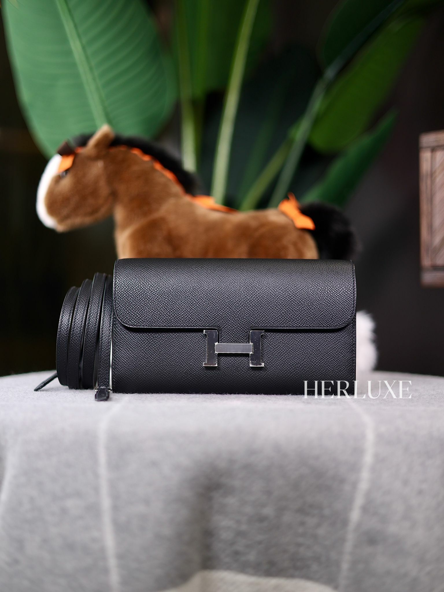 Constance to go 89 noir ck epsom K