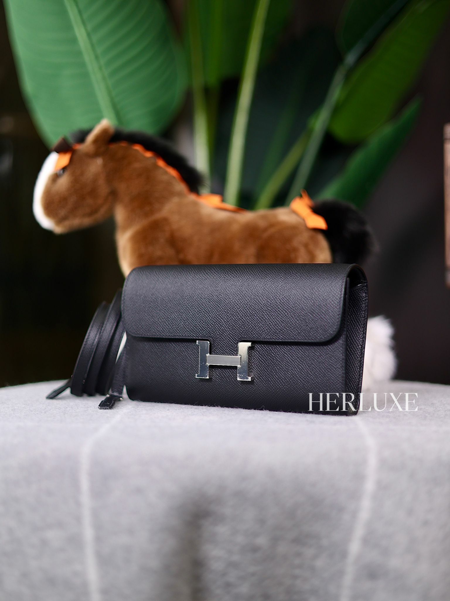 Constance to go 89 noir ck epsom K