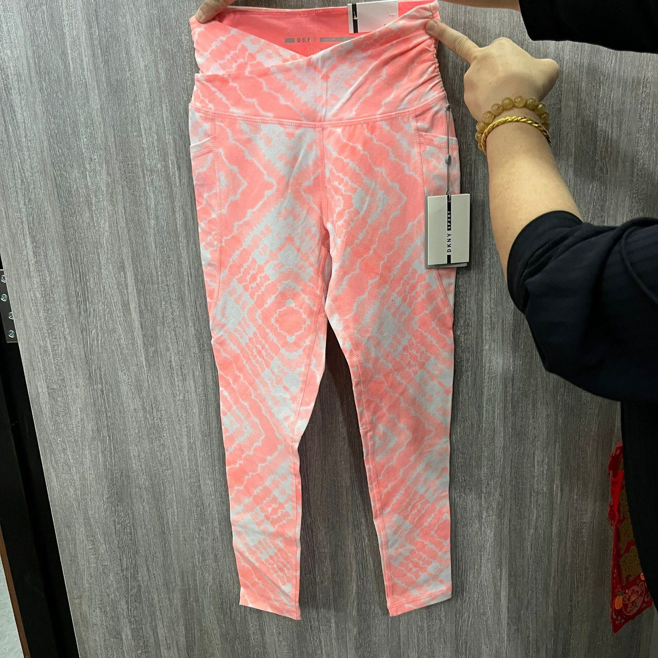 [S] DKNY WOMEN'S CROSSOVER-FRONT TIE-DYED LEGGINGS YOGA PANTS,A/PINK, DP1P2650-APK (SD513)