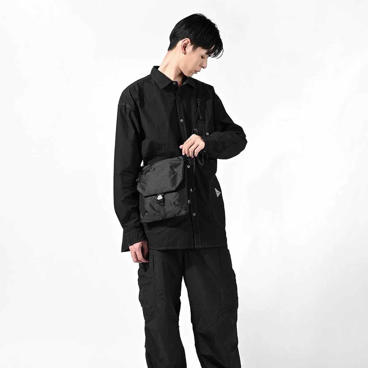 【fyberforma】 LAYR Fidlock磁吸掀蓋隨行包 黑色