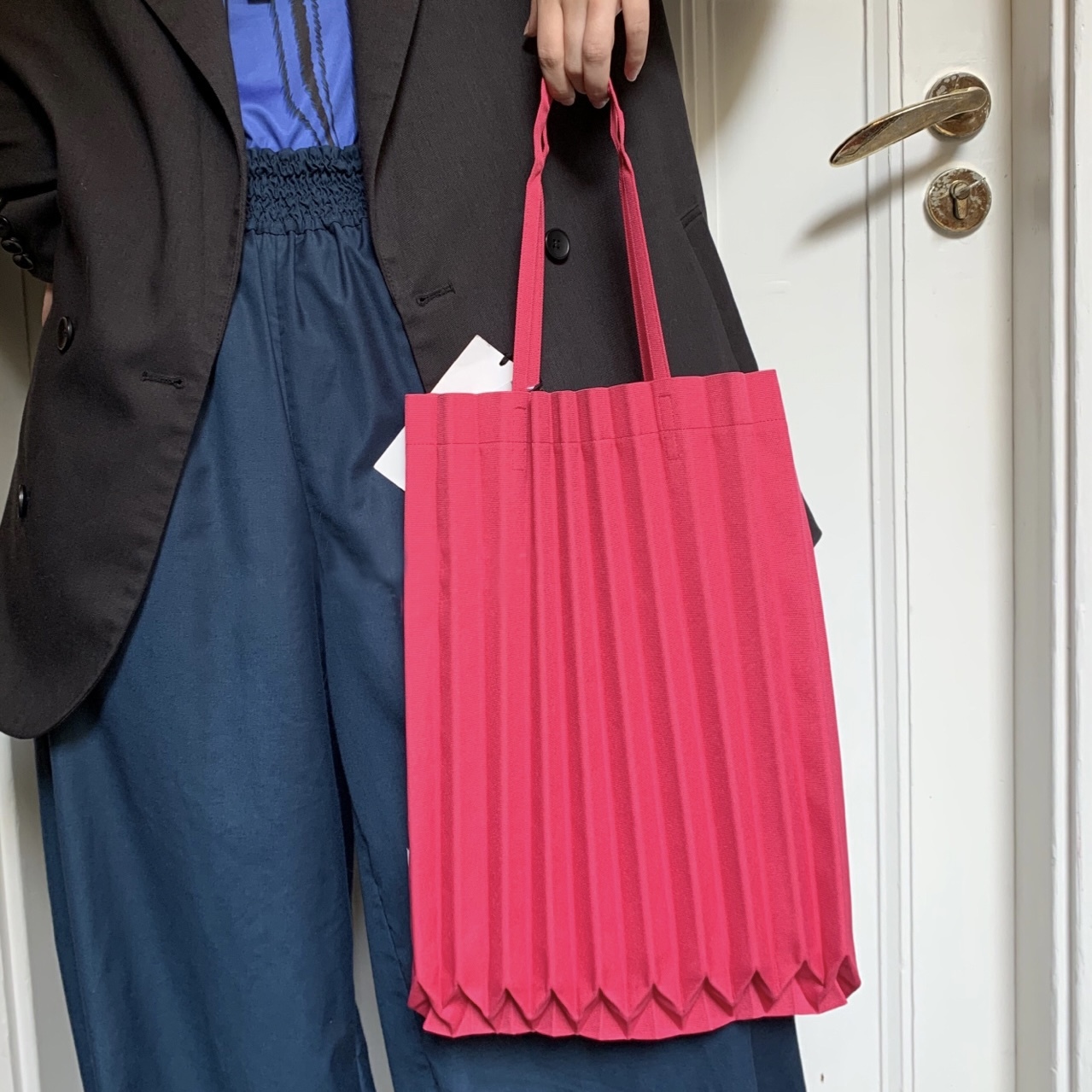 ISSEY MIYAKE 三宅一生 樹幹包 皺褶包 /現貨