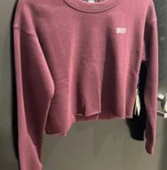 [S] DKNY METALLIC LOGO CROPPED PULLOVER,CURRANT, DP2T9063-CUT (SD522)
