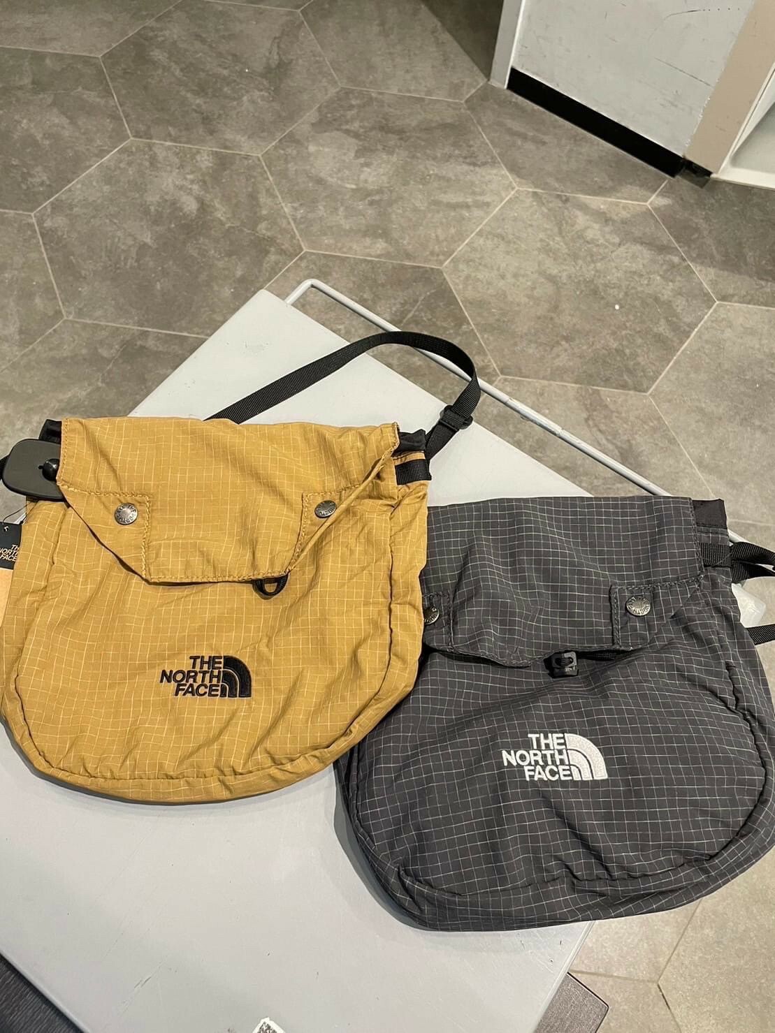 代購 The North Face 北臉復古格紋 側背包 可收納 防水 肩背包 MAY-