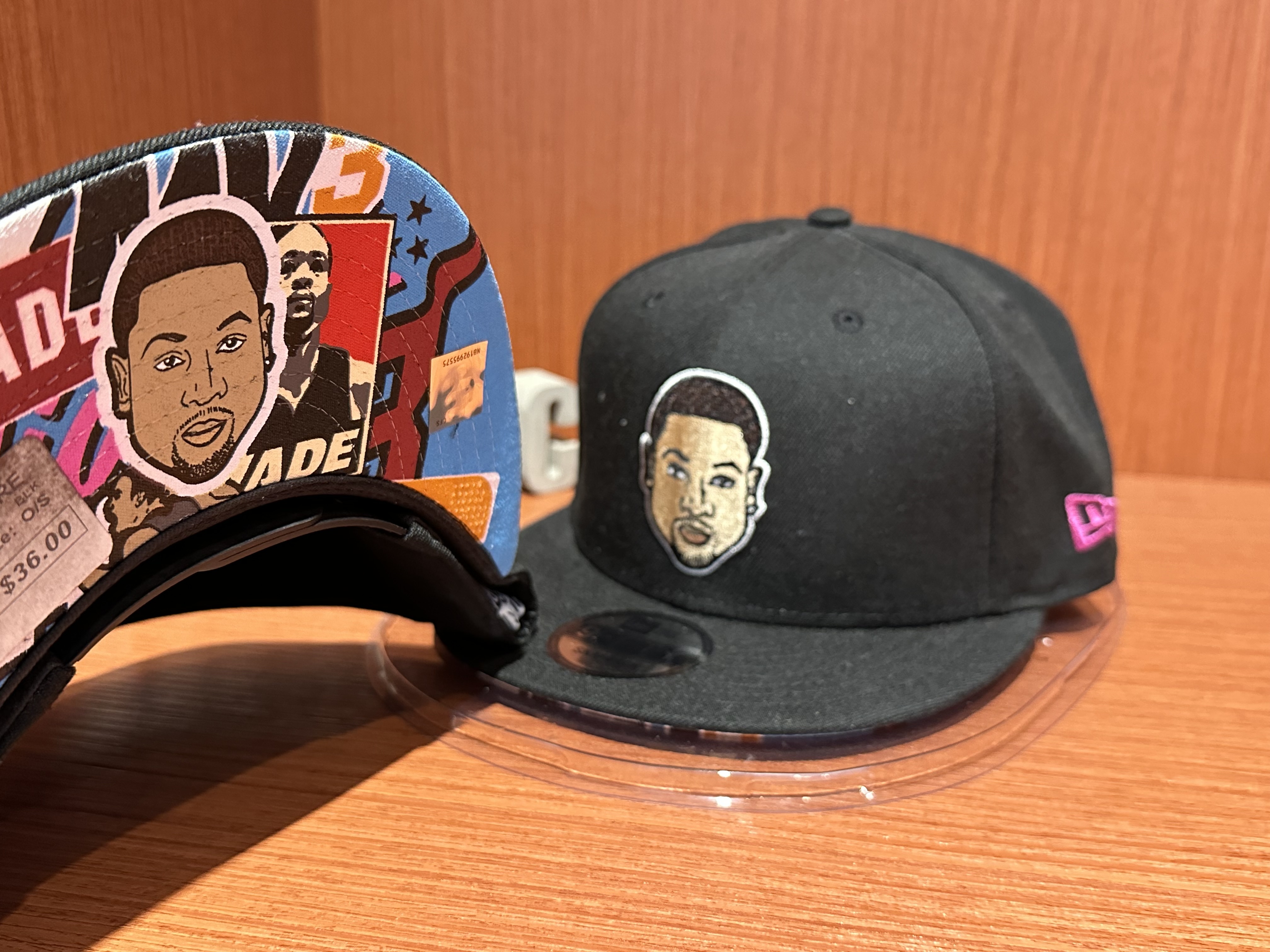 NBA帽子 Miami Heat 邁阿密熱火 Dwyane Wade Emoji 黑底頭像 帽沿有圖 棒球帽 New Era 9FIFTY 可調式 全新