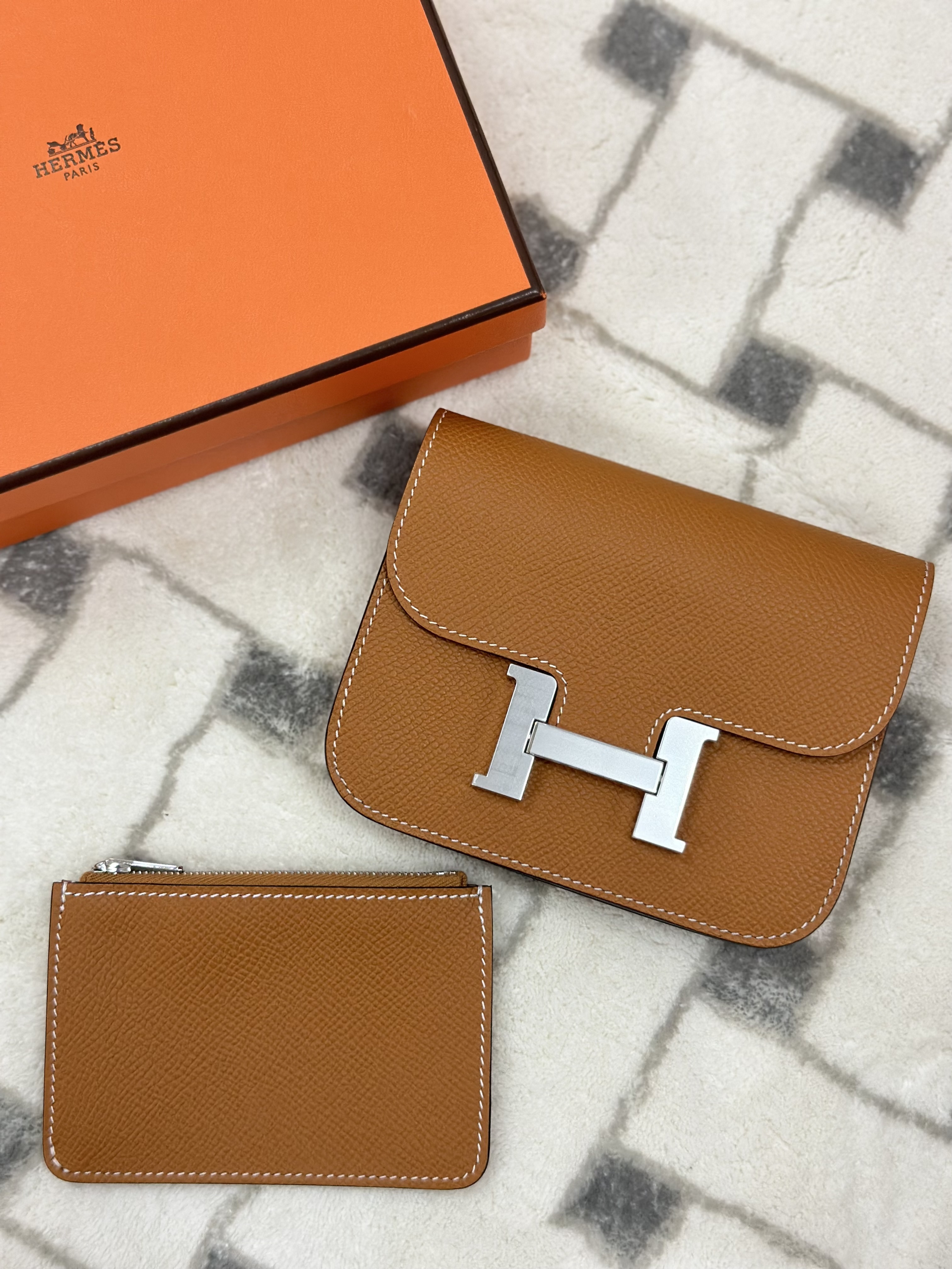 Hermes Constance slim Toffee